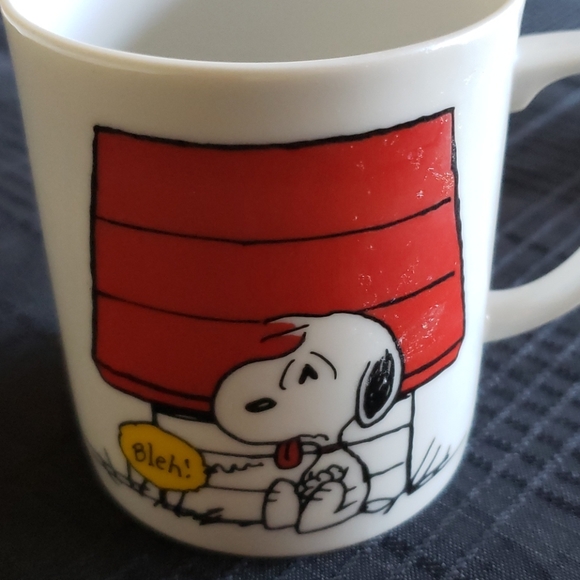 Snoopy and Woodstock Coffee Mugs. - Picture 5 of 8